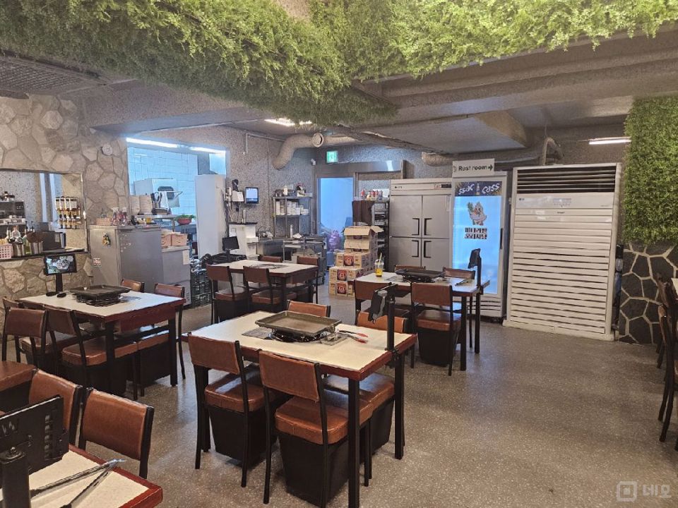 강남역 메인상권 오리구이 전문점 매물의 2번째 사진