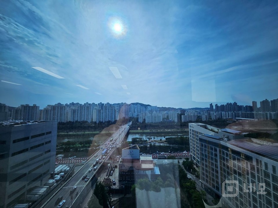 안양천뷰 실26 룸2 탕비 즉시입주 가능 매물의 7번째 사진