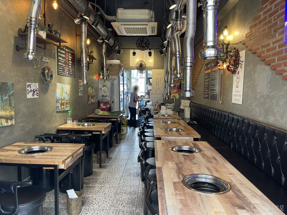 면목동 주거지역, 단골 손님 많은 닭갈비집 매물의 1번째 사진
