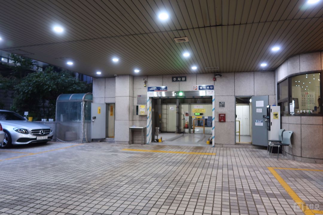 강남역 도보 6분거리, 접근성 S급 사무실 매물의 14번째 사진