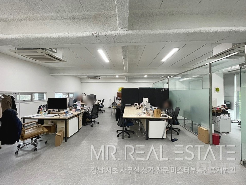 양재.말죽거리사거리,인테리어,냉난방기완비,주차2대 매물의 1번째 사진