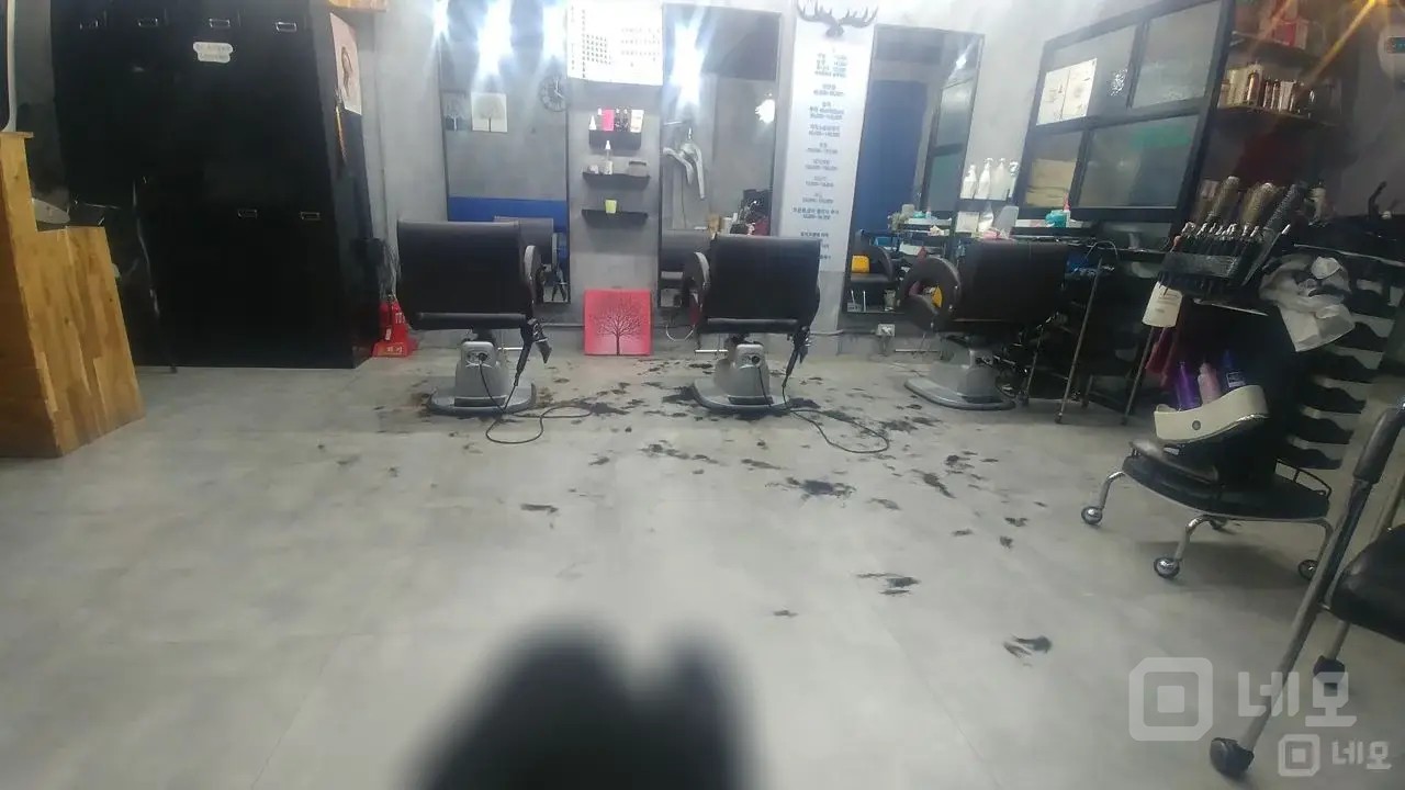 1층미용실 시장초입 학교근처 유동인구많은 15년째 성업중인 자리 매물의 3번째 사진