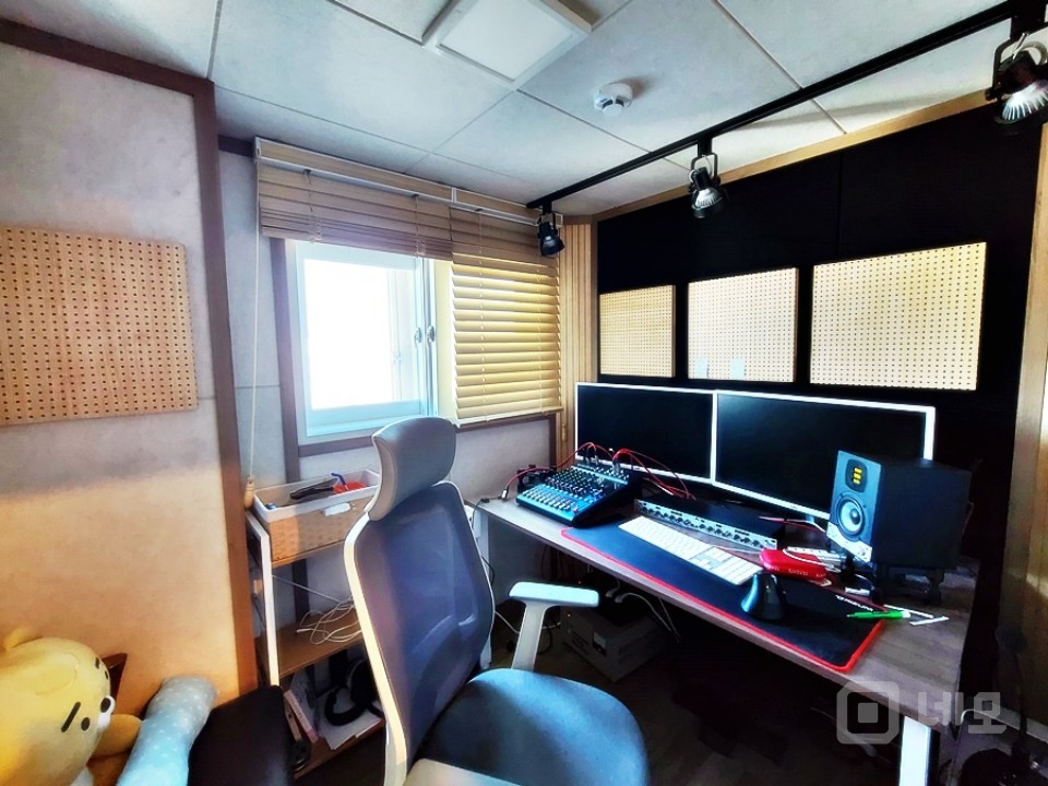 JS 지정 주차 2대 방음시설 완비 녹음실 임대 매물의 10번째 사진