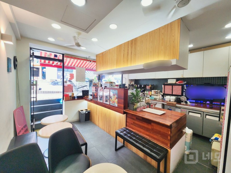 ☕선정릉역 가시성과 입지 우수 카페☕ 매물의 1번째 사진