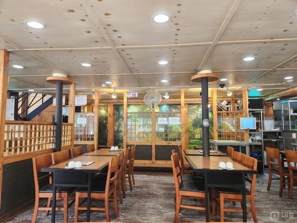 서초동 남부터미널역 역세권, 주방 시설 완비, 매출 좋은 고깃집 매물의 2번째 사진