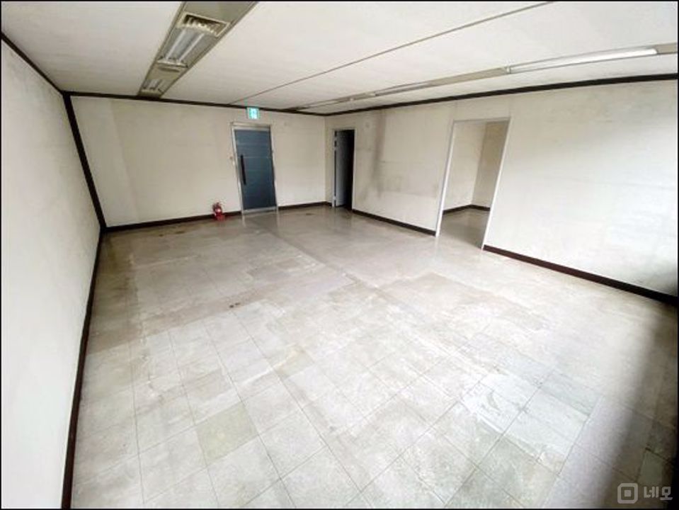 ▣3호선 매봉역 도보 13분 이내 위치! 이면대로 깔끔한 사무실 임대▣ 매물의 2번째 사진