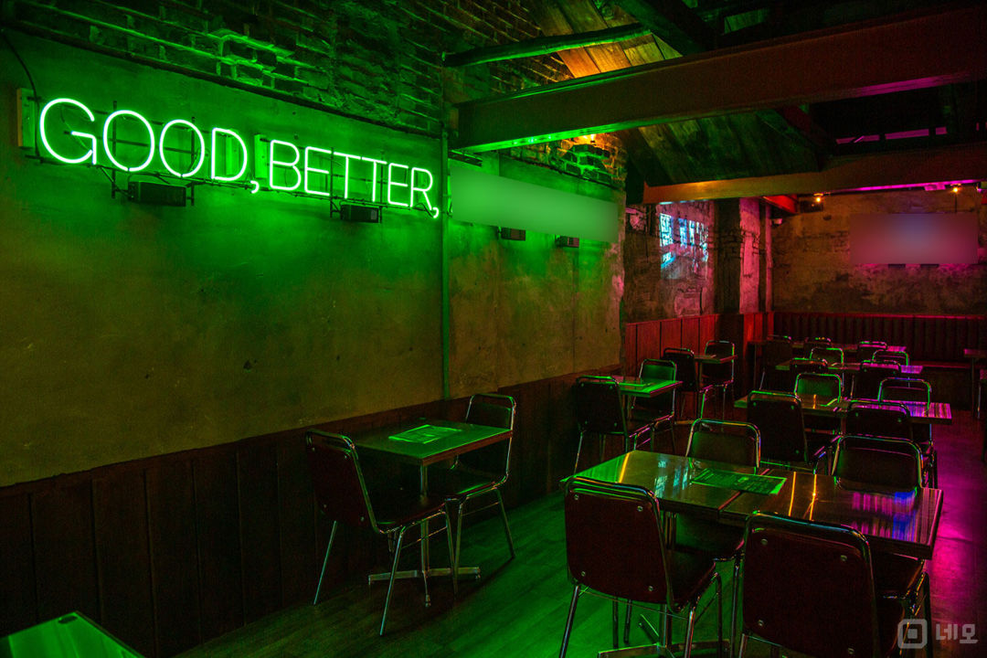 영등포역 역세권, 유동인구 풍부, 인테리어 완비된 맥주호프점 매물의 5번째 사진