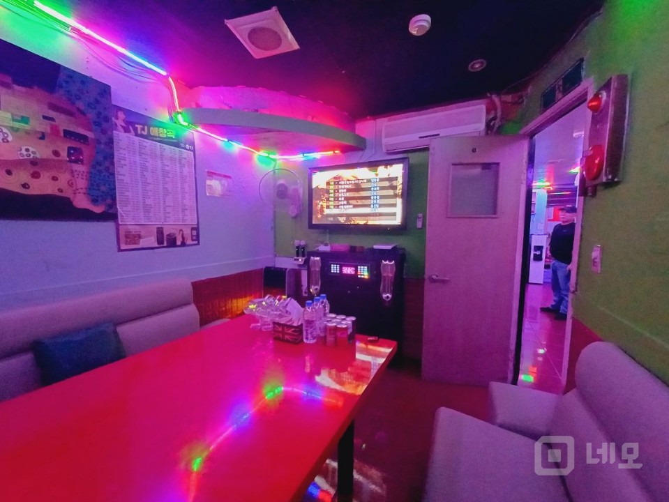 아주 저렴한 노래방.권리금 절충가능 매물의 12번째 사진