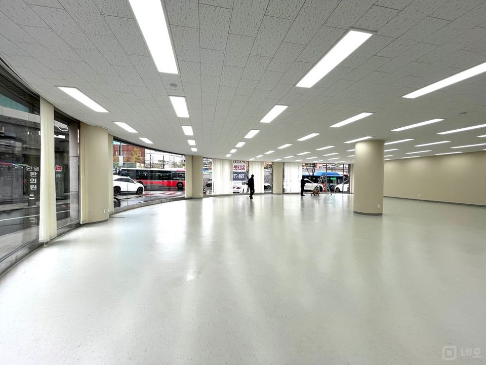 한남오거리-순천향병원-나인원 상권 흡수, 무권리 1층, 주차 5대 매물의 3번째 사진