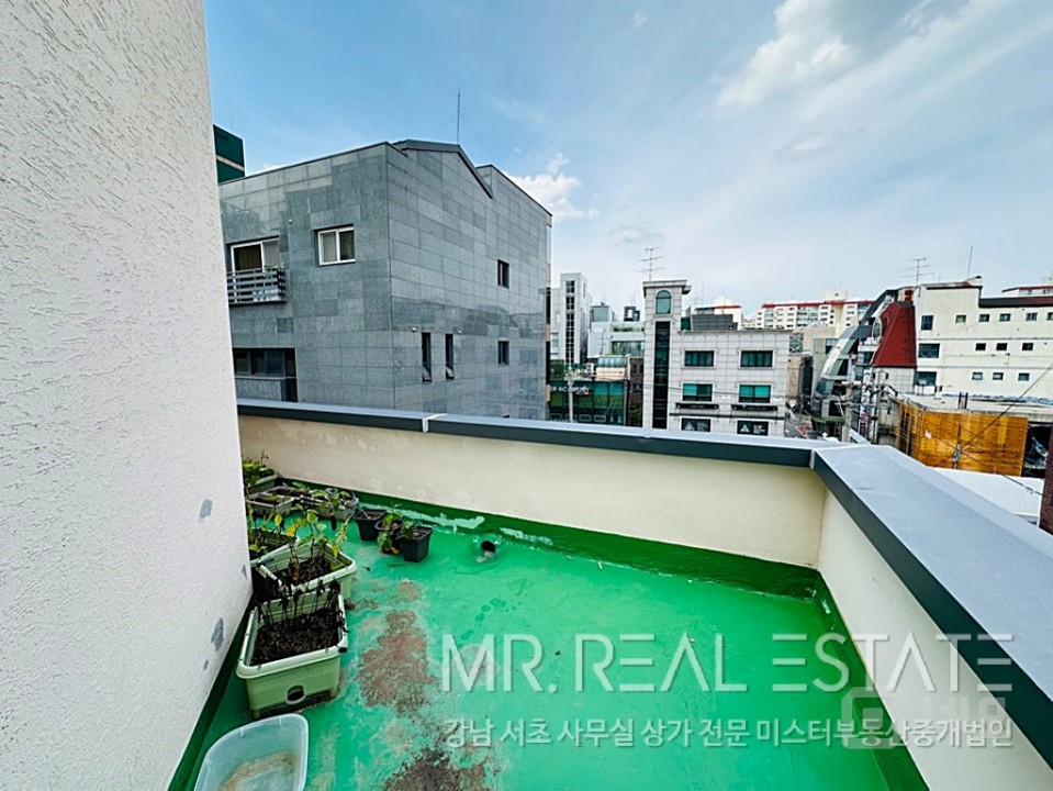 내부인테리어 깔끔, 넓은 면적, 화장실 리모델링 예정, 가성비 좋음 매물의 8번째 사진