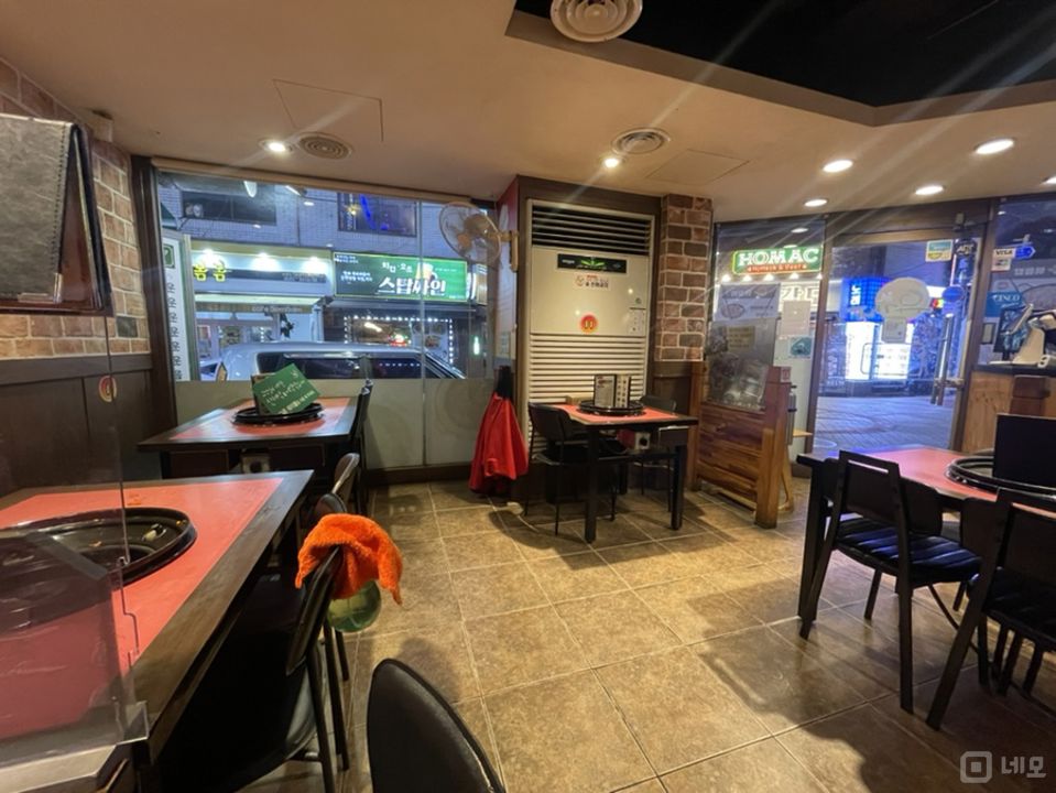 봉천동 서울대입구역 역세권, 주방 시설 완비, 매출 좋은 닭갈비집 매물의 1번째 사진
