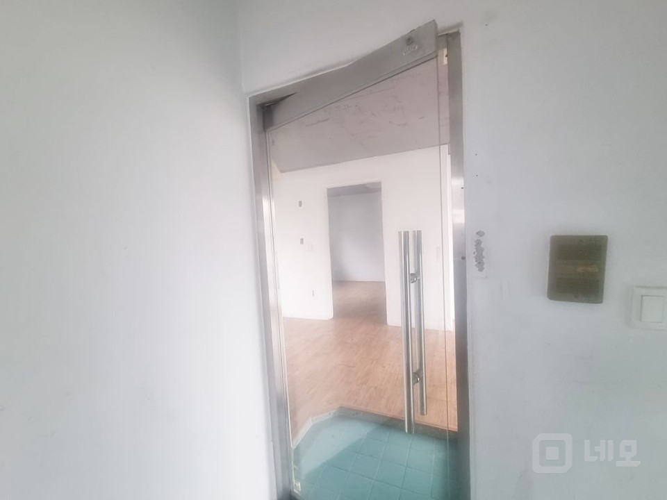 홍대 합정역 메타폴리스 뒤 가성비 아주좋은 상가사무실!! 매물의 14번째 사진