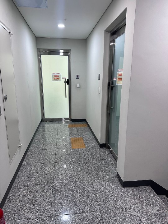 강남 역삼역 소형 뷰티샵 양도 매물의 8번째 사진