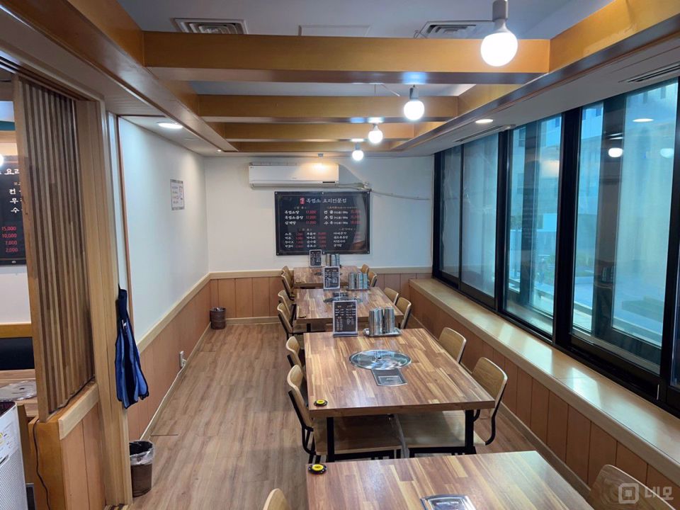 명동역 역세권, 명동거리 인근 위치, 찾기 힘든 대형 평수 한식집 매물의 4번째 사진