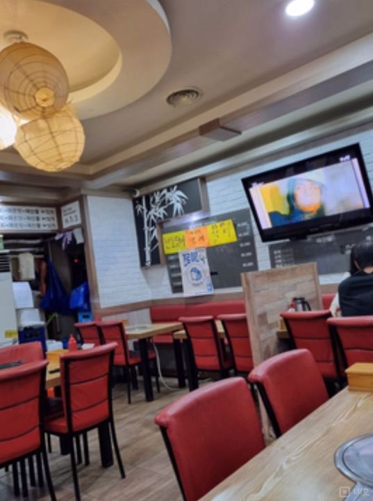 접근성 좋은 대로변, 신내동 1,2층 횟집 매물의 3번째 사진