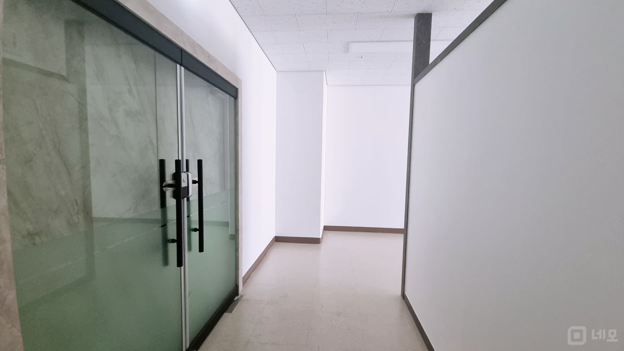 전용28 룸3 탕비 신축 인프라 최상 지산건물 매물의 11번째 사진