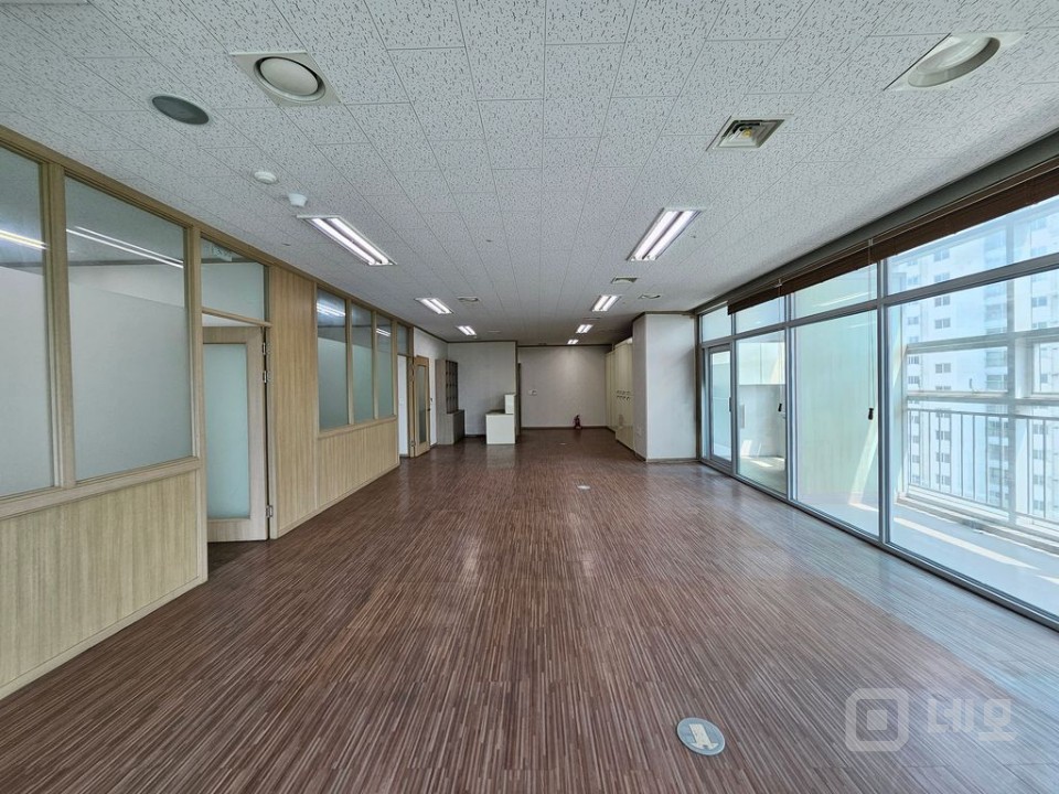 독산 초역세권 전용37평 코너 룸3개 채광 굿! 매물의 6번째 사진