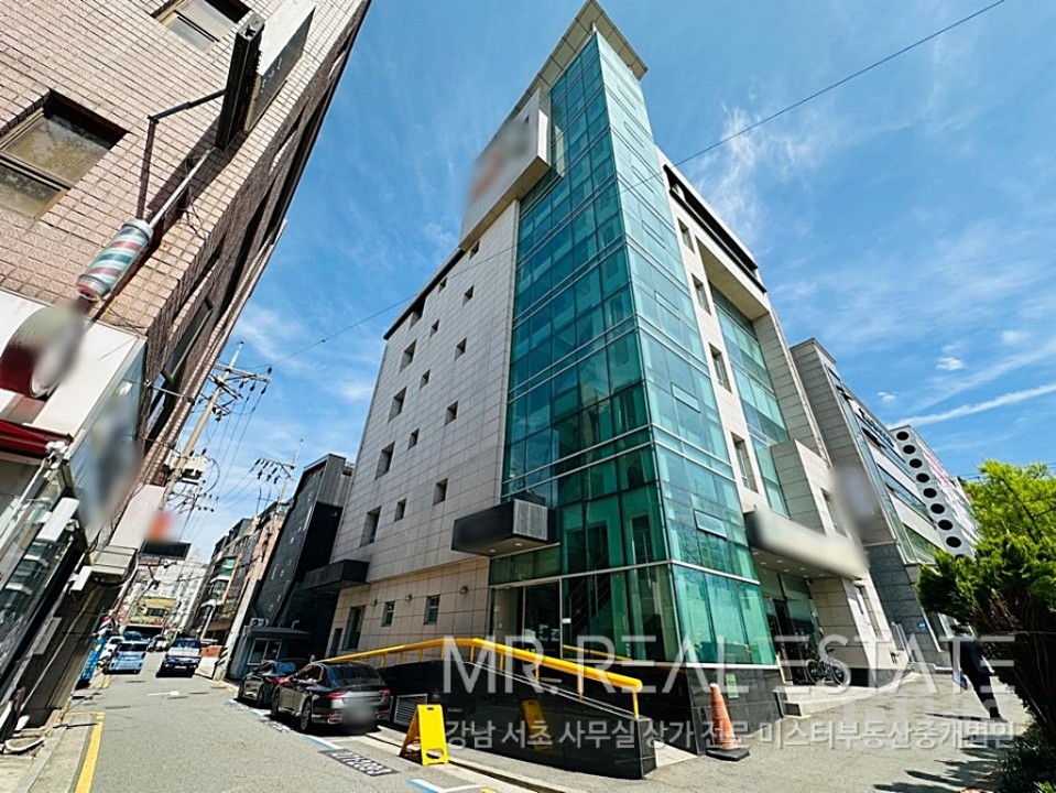 주차3대가능, 가성비갑, 인테리어 최상, 대로변접근성좋음 매물의 20번째 사진