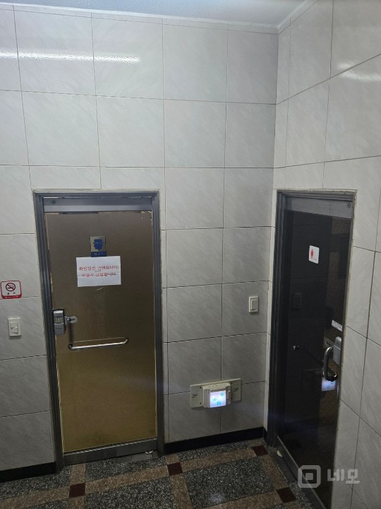 초역세권 대로변 채광좋은 75평 사무실 매물의 7번째 사진