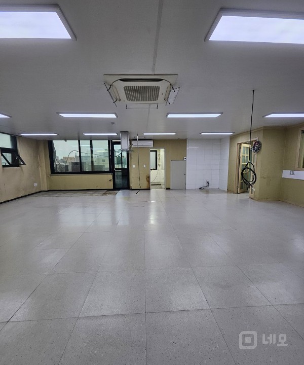 양재시민의숲역 초역세권 전망있는 사무실 매물의 8번째 사진