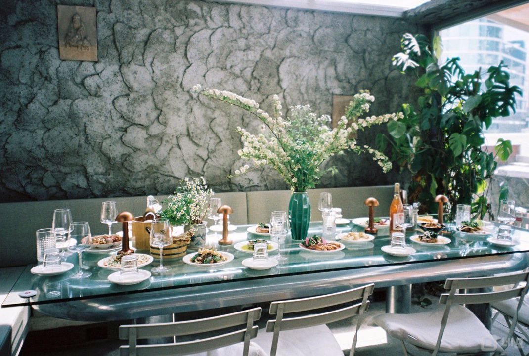 을지로3가역 초역세권, 트렌디한 인테리어, SNS 핫플레이스인 와인바 매물의 3번째 사진