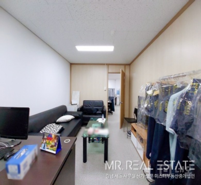 삼성중앙역도보권,룸2홀1구조,대로변사무실 매물의 9번째 사진
