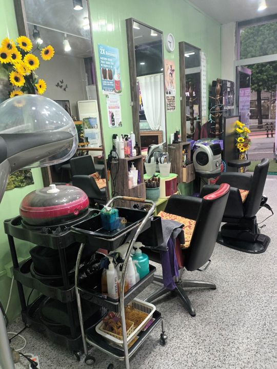 원미구 심곡동, 인테리어 및 시설 완비된 미용실 매물의 3번째 사진