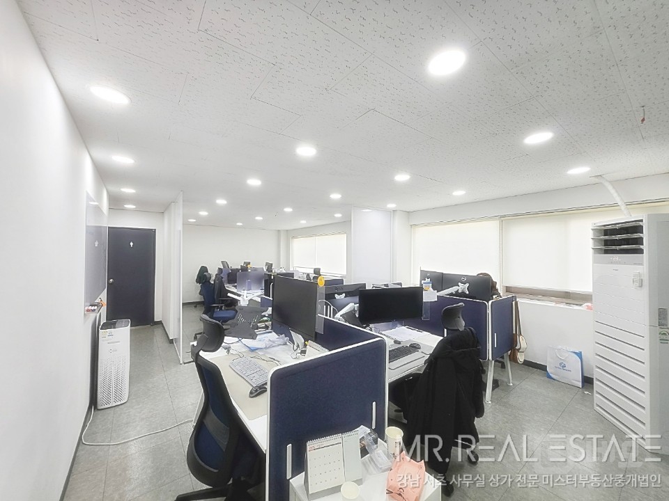 삼성중앙역4분.인테리어S급.가성비甲.엘베有.탕비有 매물의 10번째 사진