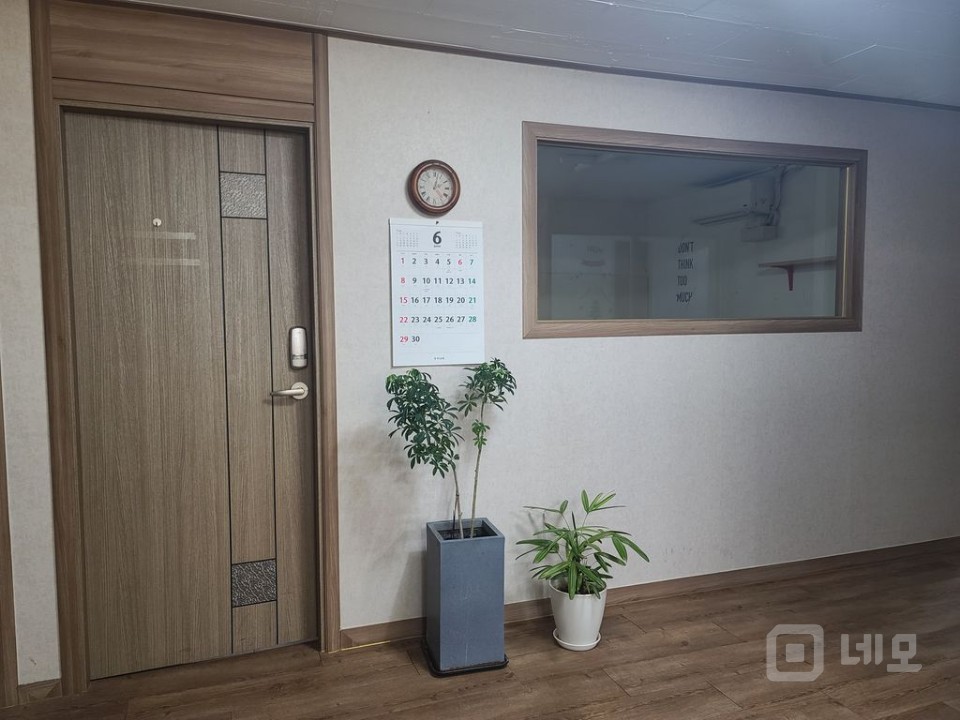 양재역 도보 10분, 1~3인 소호 적합한 조용한 사무실 매물의 4번째 사진