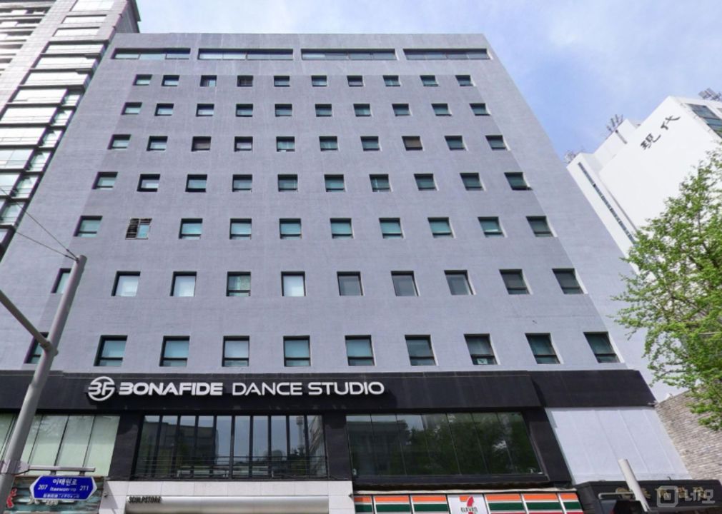 용산구 한남동 접근성 좋은 지하 대형 상가 임대 매물의 5번째 사진