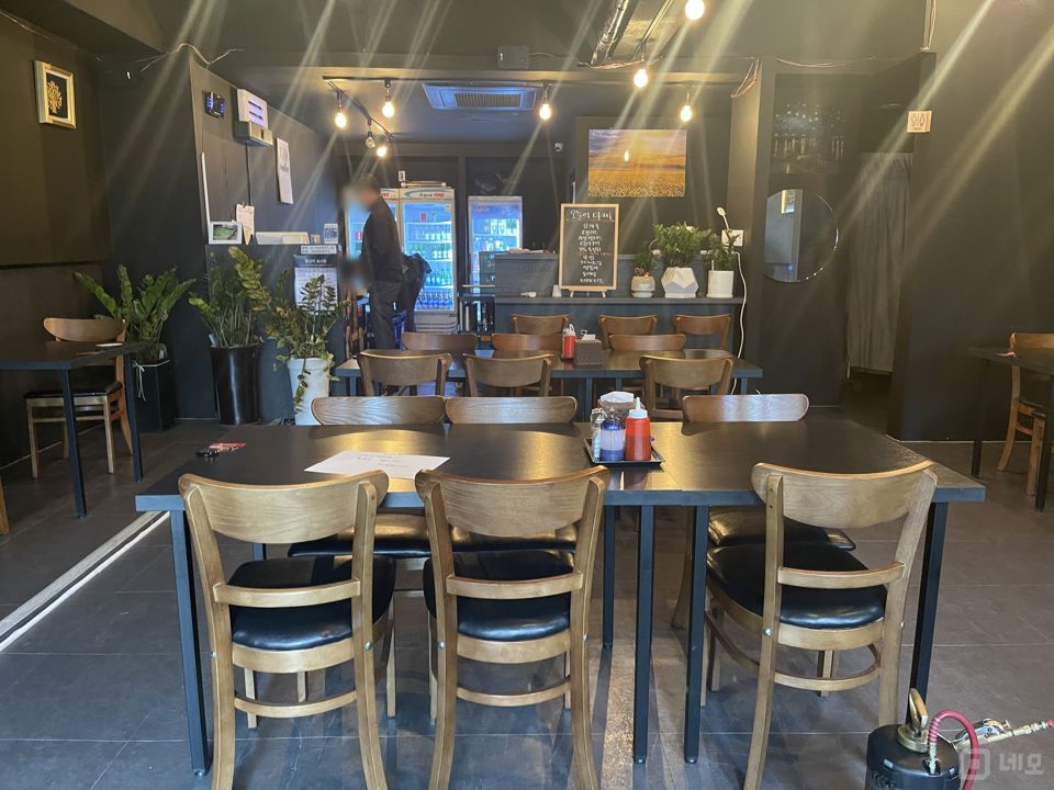 신정동 다양하게 이용 가능한 요리주점 매물의 2번째 사진