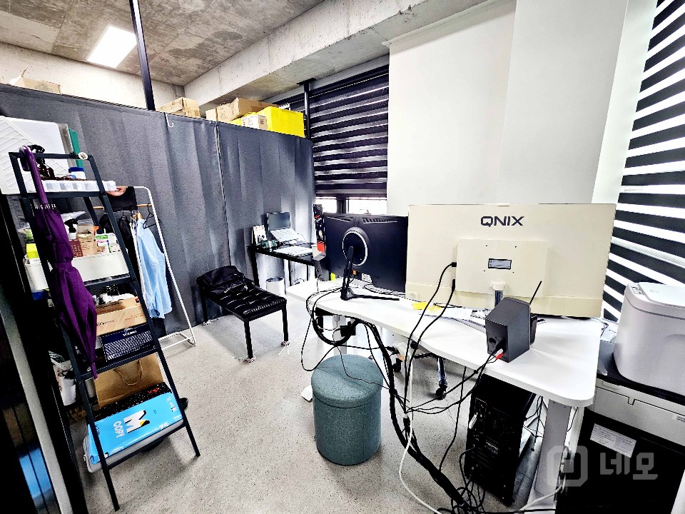 I세븐I 합정역 트렌디한 인테리어 40평대 사무실 매물의 11번째 사진