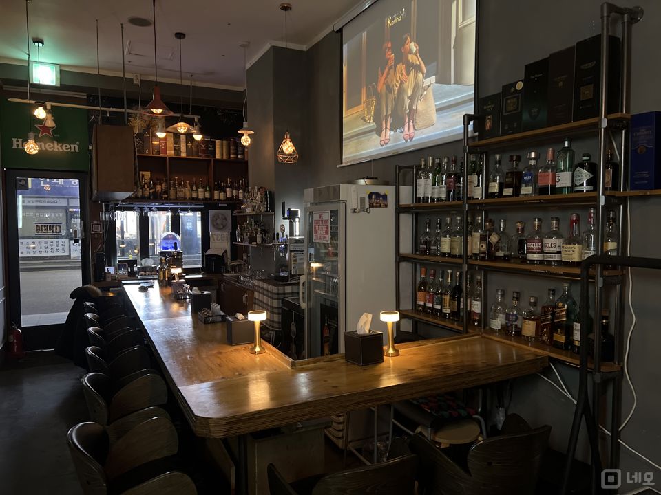 시설집기포함 인테리어 완비된 역삼동 칵테일바 매물의 1번째 사진