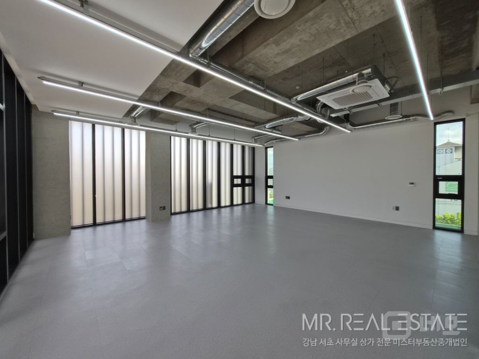 ★신축통사옥.주차8대.가성비왕.루프탑전경맛집.호텔급★ 매물의 3번째 사진