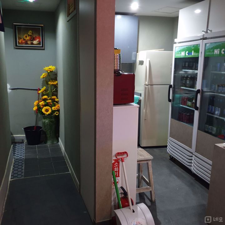 공항동 족발골목 초입의 목좋은 위치 단란주점 매물의 4번째 사진