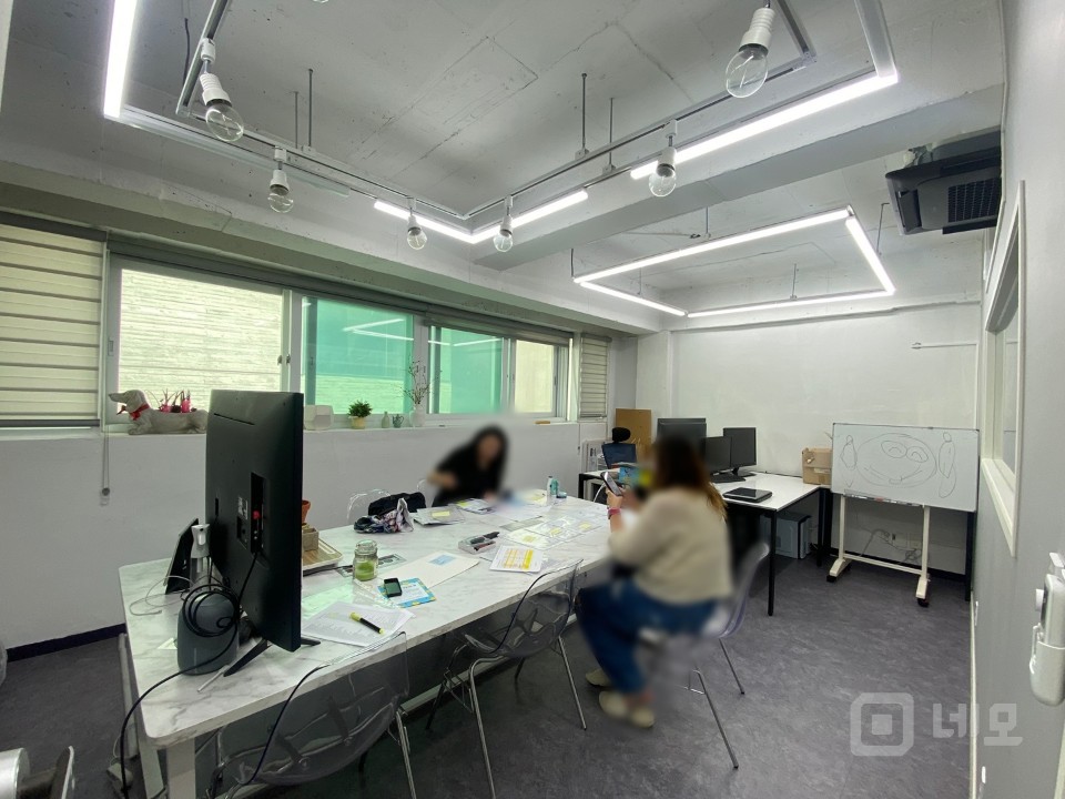 실사진 신사역2분 가성비 자주식주차 S급인테리어 매물의 3번째 사진