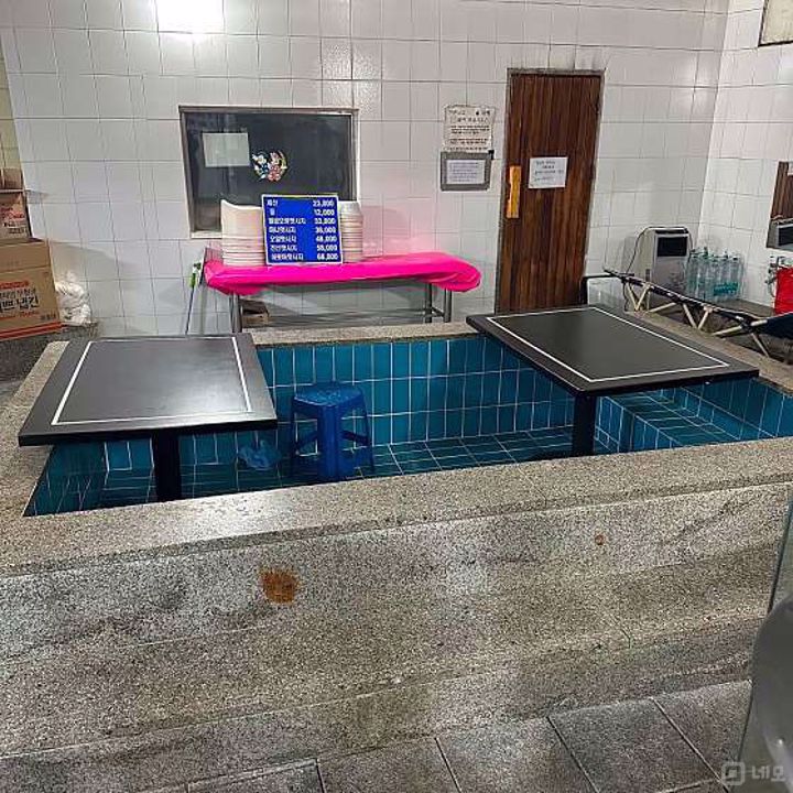 전농동 복합상권에 위치한 실내포차 매물의 4번째 사진