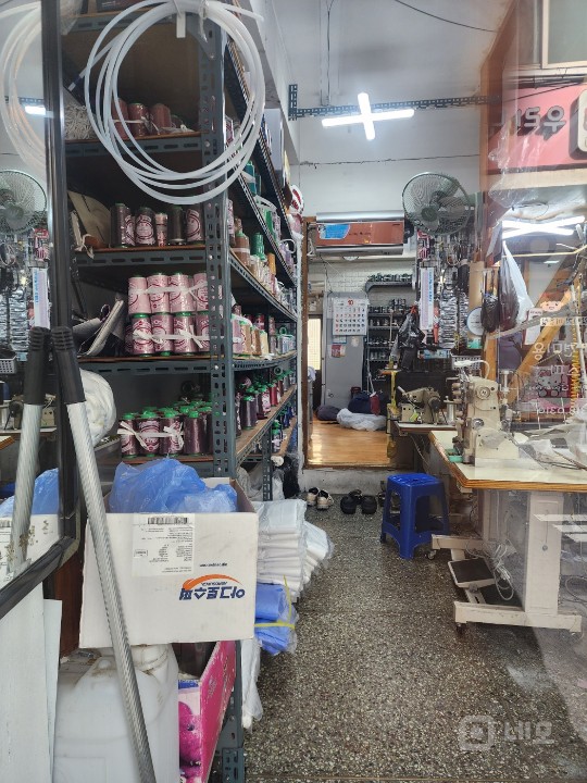 해방촌 성당인근 공영주차장 앞 1층 상가 매물의 4번째 사진