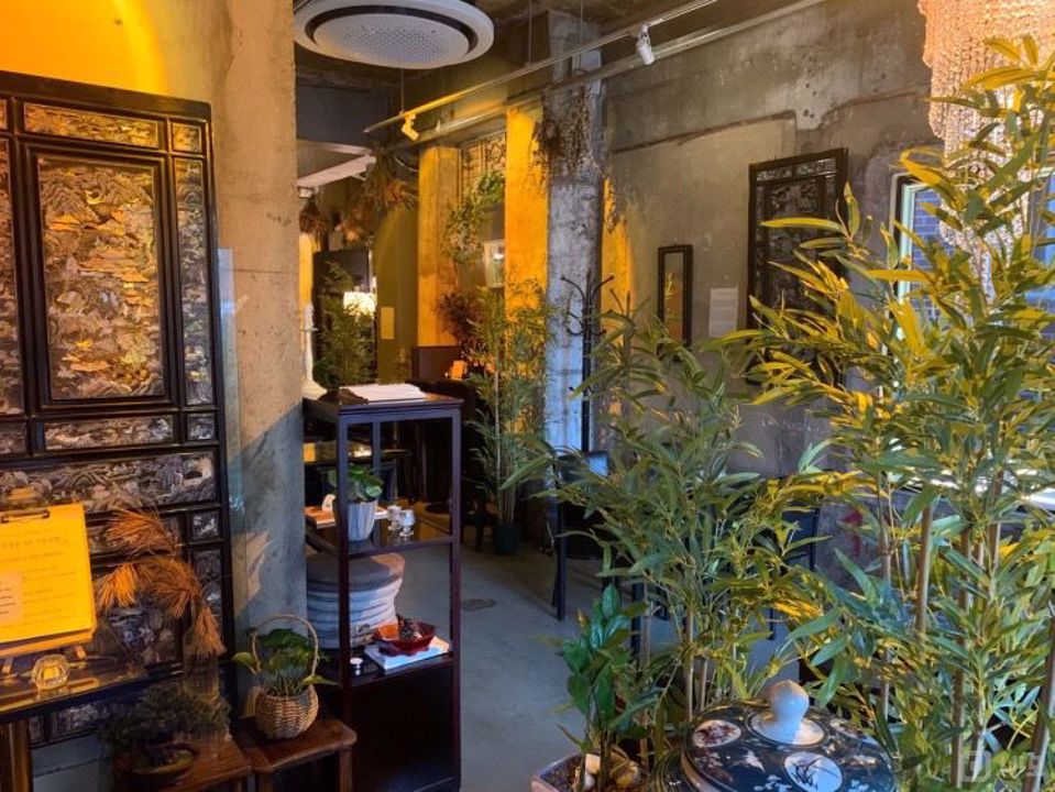 번화가 상권, 수요도 많은 동교동 매장 매물의 2번째 사진