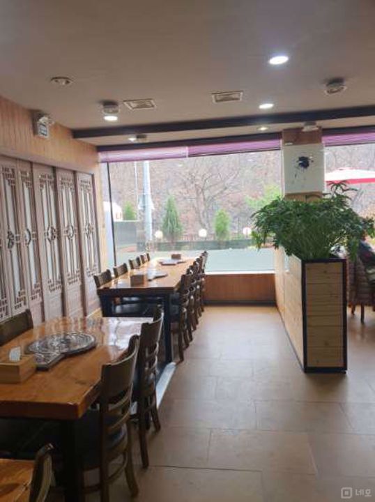단골고객 많아 꾸준한 매출 유지하는 지월리 고깃집 매물의 1번째 사진