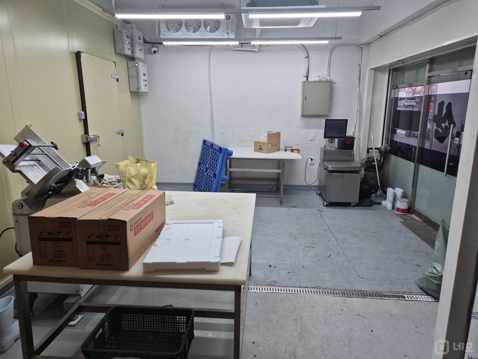 마장동 대로변에 위치한 정육점 매물의 5번째 사진