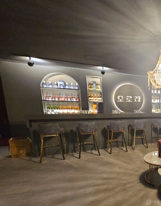 연수구 연수동 성업중인 2층 모던바 양도 매물의 2번째 사진