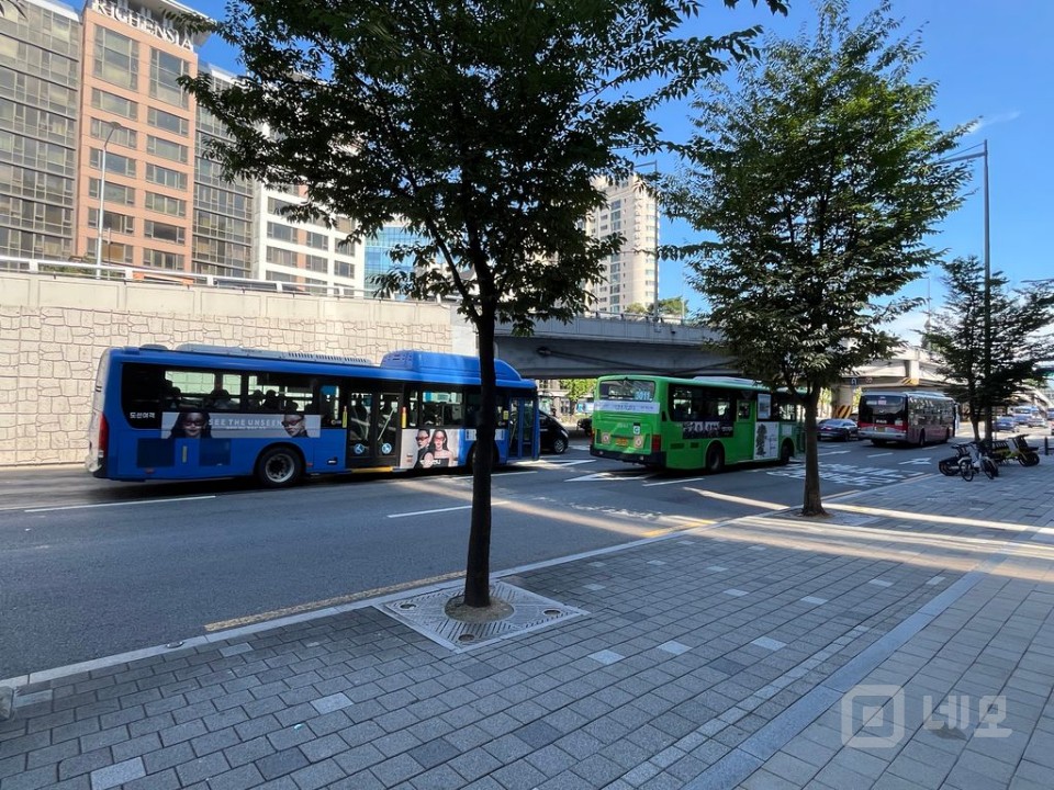 한남오거리 대로변, 최상의 입지, 대형 사무실, 주차 3대 매물의 13번째 사진