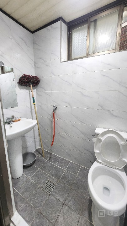 연남동 경성고 인근 빌라 모여있는 주거지역 넓은 1층 상가 매물의 11번째 사진