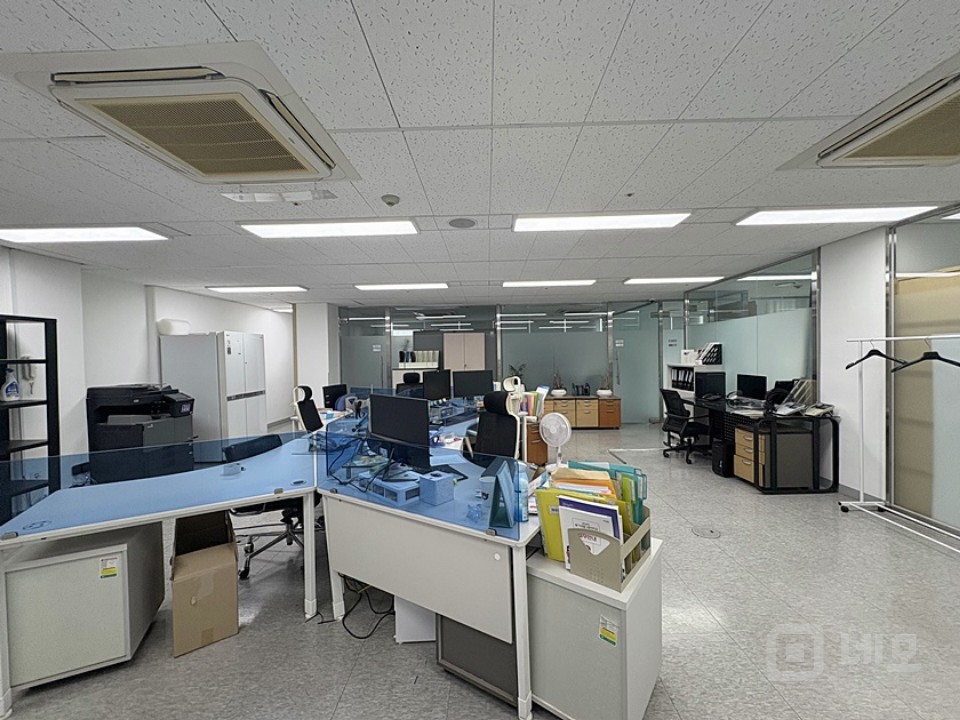 강남역3분 41P가성비 ACE인테리어 글래스외관 매물의 3번째 사진