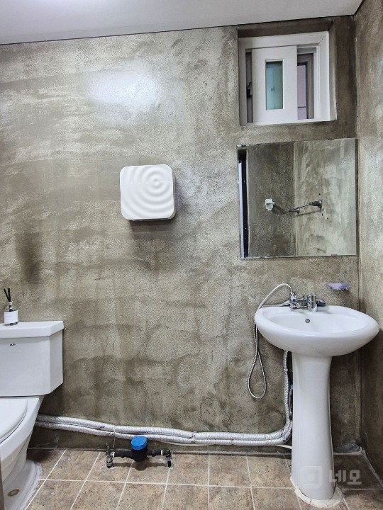 신축급 외관 편리한 1층 사무실 깔끔한 내부 공간 매물의 8번째 사진