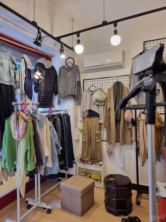 미아동 주거지역, 깔끔인 인테리어 의류판매점 매물의 1번째 사진