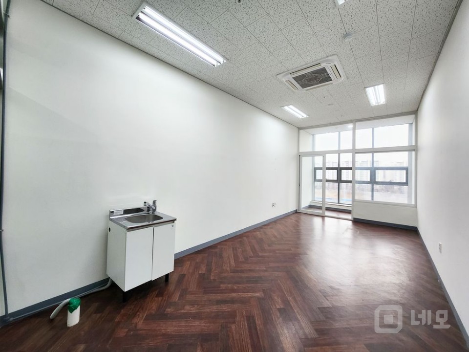 마곡역 초역세권, 프라자 건물로 다양한 업종 입점,상호간 시너지 효과우수 매물의 2번째 사진