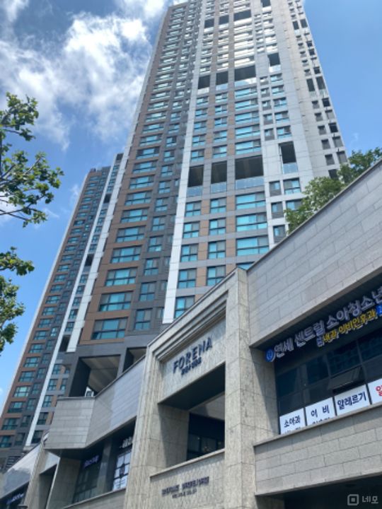 신대방동 깔끔한 내외부 네일샵 매물의 5번째 사진