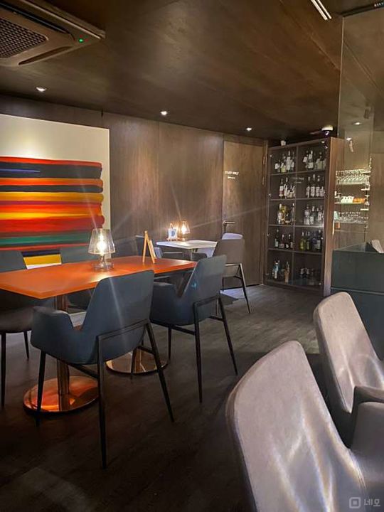 남창동 시설양도 가능한 BAR 매물의 5번째 사진